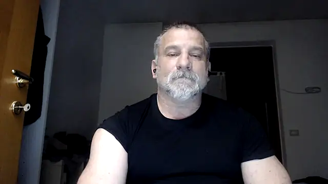 Mauro7788 网络视讯表演