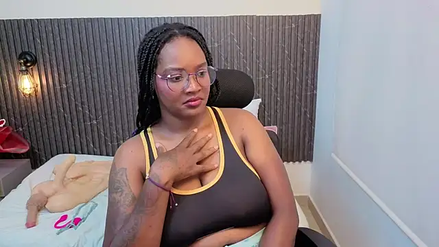 دردشة chanel_brunette الجنسية المباشرة