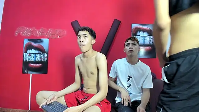 Show modela AVENGER_BOYS2026 na web-kameri