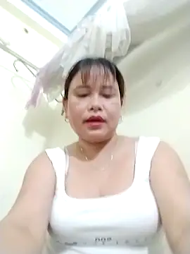 Moubie1's Webcam Show