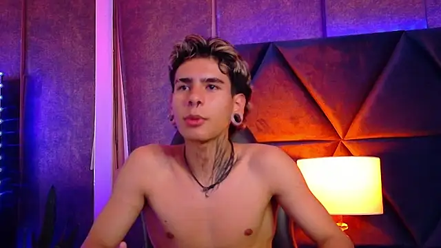 Chat +18 de Bel_Sebu ao vivo