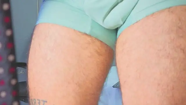 LeonidasKaiser Chat XXX live