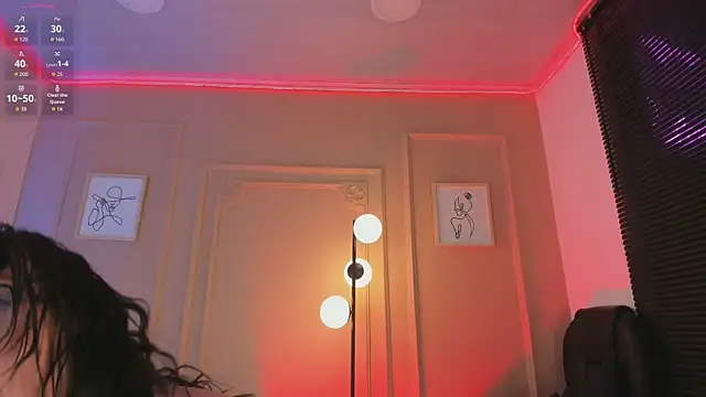 Chat +18 de sofi_bakerr ao vivo