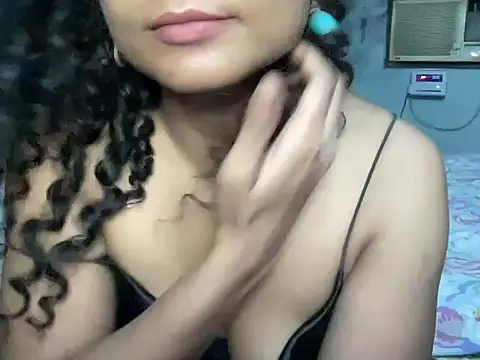 Laaylllaa's Live XXX Chat