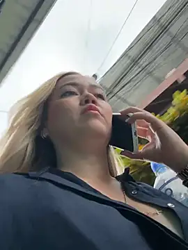 Danielavegax Show in webcam