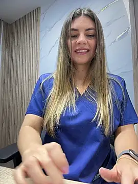 alicee16 Live XXX Chat