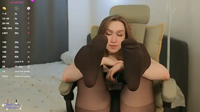 mowalova Live XXX Chat