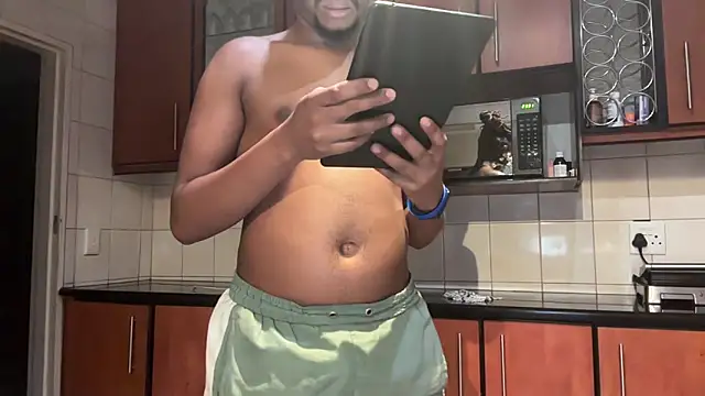 Cianda24 élő XXX-chatje