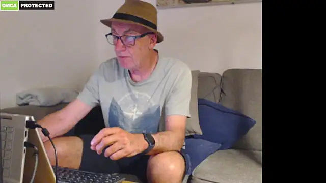 bluedae1 即時 XXX 聊天