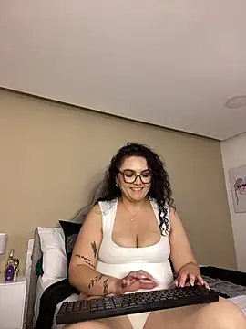 AlmaraRouge লাইভ XXX চ্যাট