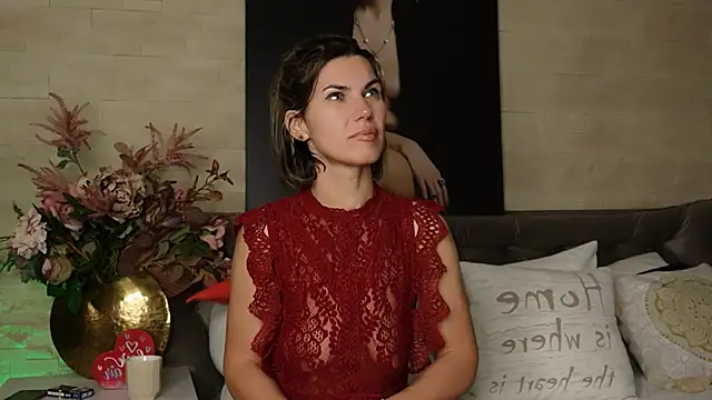 FeliciaKrige Chat XXX in diretta