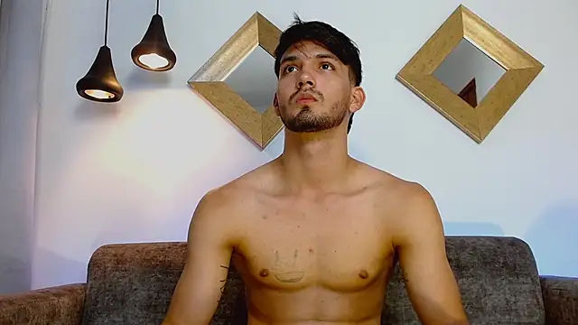 XXX chat uživo modela HarryFosster