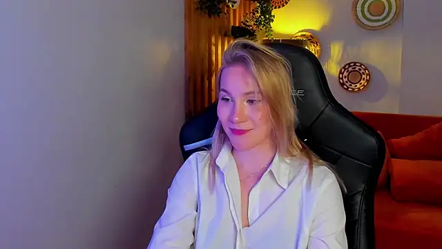 Chatroom XXX en direct de ElaraVoltage