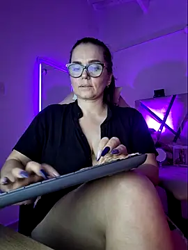 MariaPau_83 live XXX chat