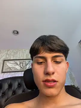 Lander_Cruz 웹캠 쇼