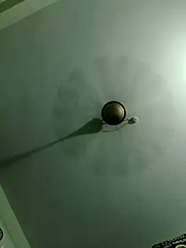 Niharika_telugu143's Live XXX Chat