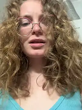 Chat XXX en directo de Hii_Adel