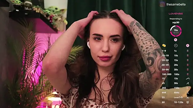 -BabyYoda Live XXX-Chat