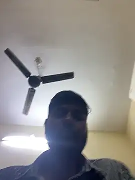 Jon410 – Naživo XXX chat