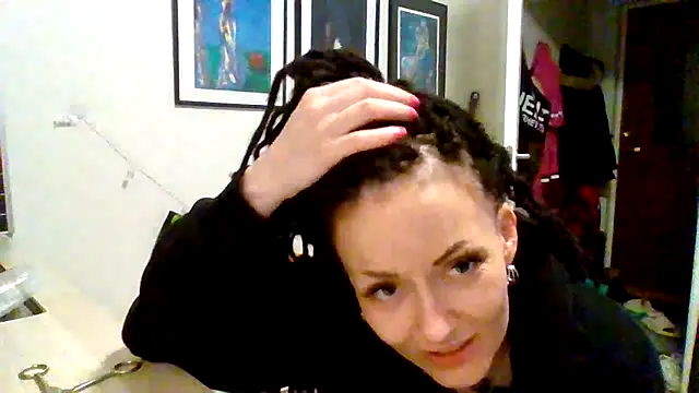 shyhornymommyn Webbikameraesitys