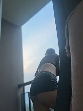 Chatroom XXX en direct de Kaily_Sweet16