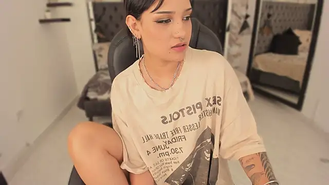 renee_shelby_ 现场XXX聊天