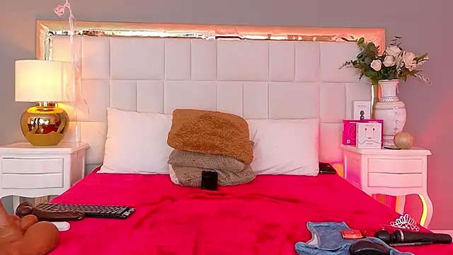 Chatroom XXX en direct de KateVenegas