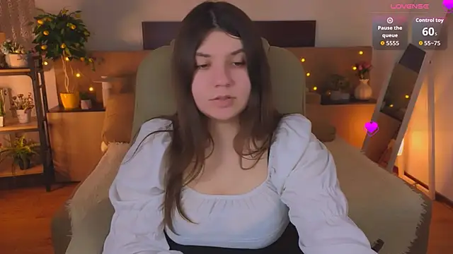 Viola__Shy লাইভ XXX চ্যাট