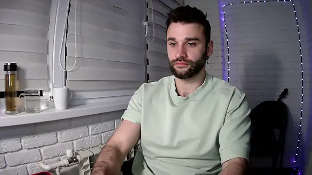 Czat XXX na żywo – DaddySlava