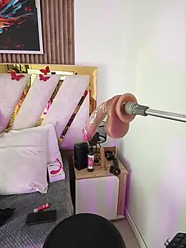 Luna_Naughty1 Obrolan Langsung XXX