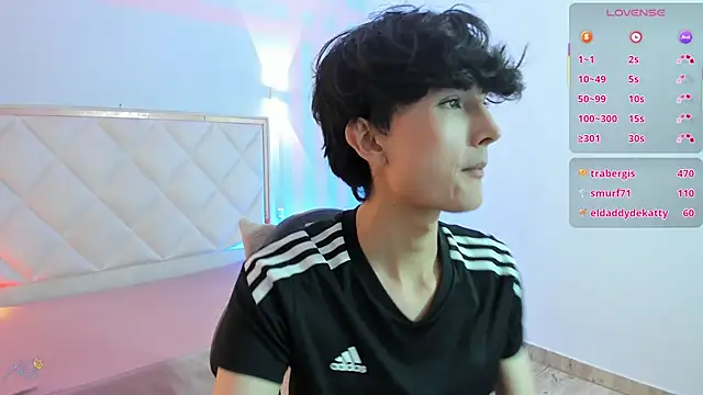 Онлайн чат XXX Eidan_tay