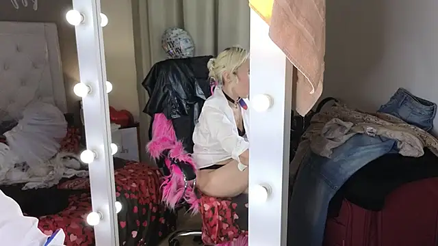 RoxalanaStar Live XXX-chat