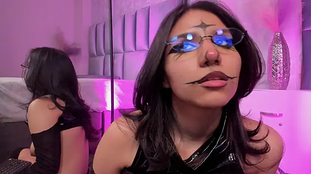 HollyPeach – Live XXX-chat