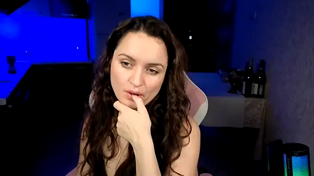 Cerann1 Live XXX-chat