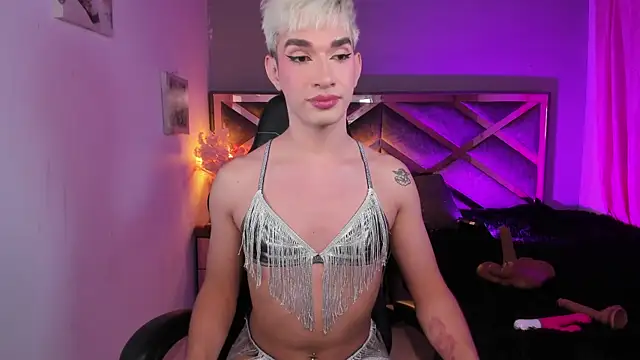 Cherry_zayden_ Pertunjukan Webcam