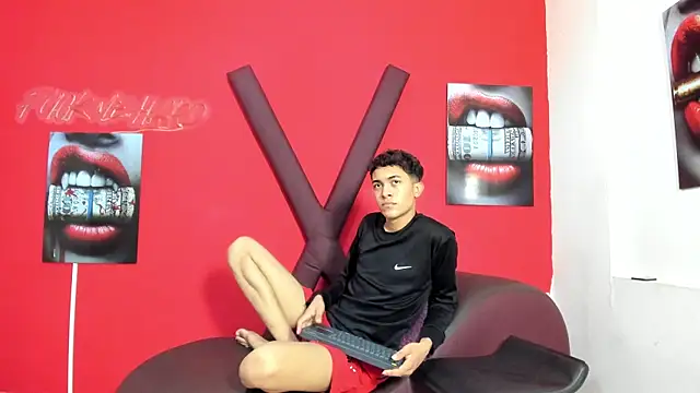 AVENGER_BOYS2026 élő XXX-chatje