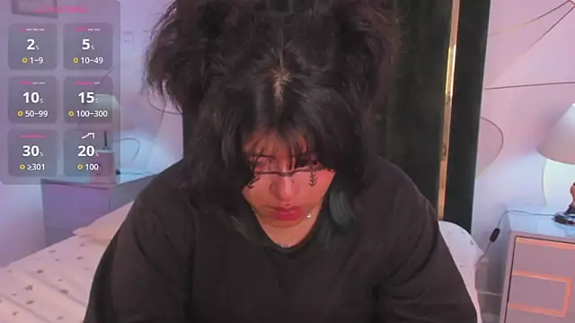 دردشة VinkSmokee الجنسية المباشرة