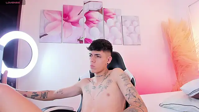 Tommy_valverde live XXX chat