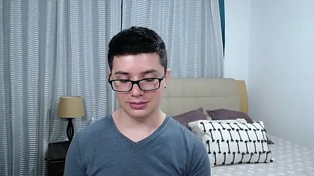 دردشة BlackFoXXX69 الجنسية المباشرة