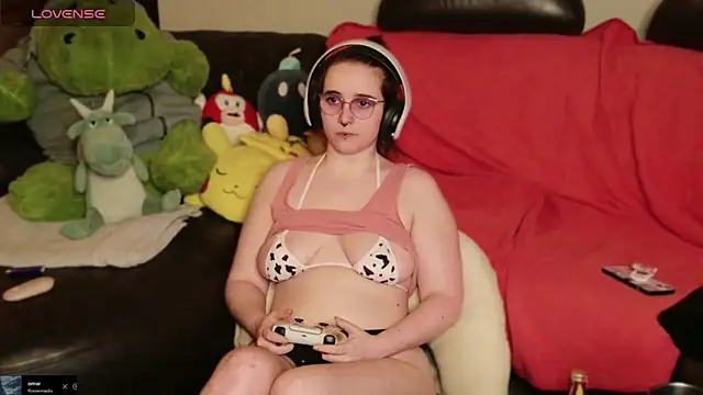 GamerGirl_Eve élő XXX-chatje
