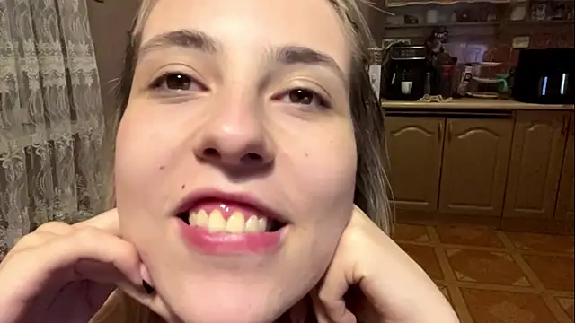 enchantedassのウェブカメラショー