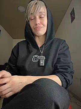 MARILYNMADELENAKOVANOVA's Live XXX Chat