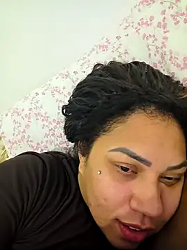 Show de millacavalona09 na webcam