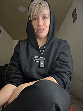 Czat XXX na żywo – MARILYNMADELENAKOVANOVA