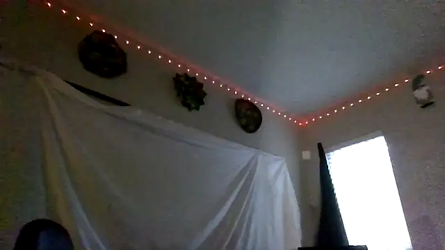 Triggerhappycj100のライブXXXチャット