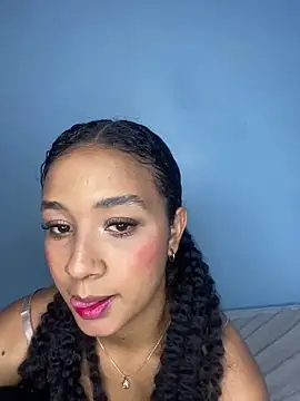 Aurora_fantasyPink's Live XXX Chat