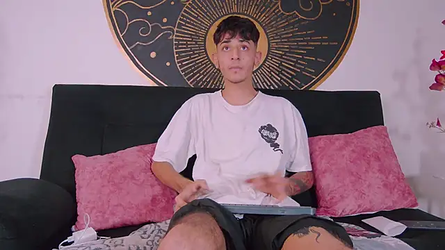 Martony_Storm Adlı Modelin Web Kamerası Şovu