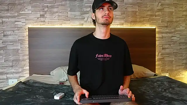 Enzo_Crown – Live XXX-chat