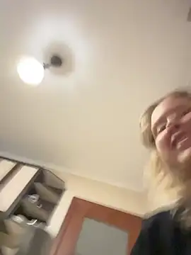 StaceyCross_: απευθείας συνομιλία ΧΧΧ