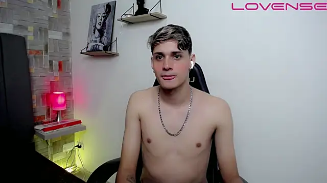 flaquito___ 网络视讯表演